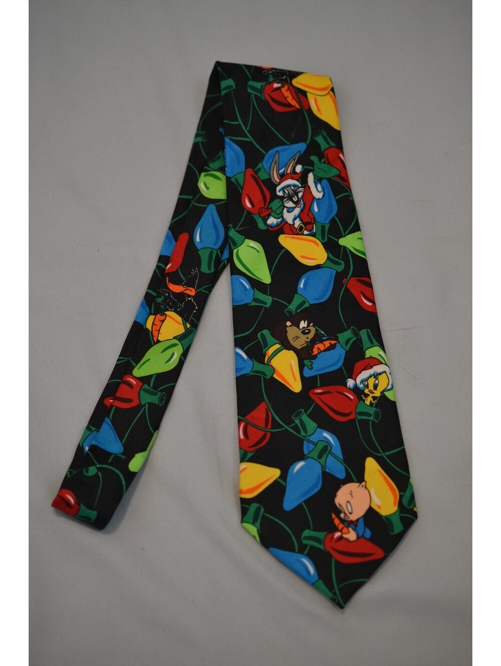 Vintage 1995 Looney Tunes Mania Christmas Necktie Bugs Daffy Tweety Porky
